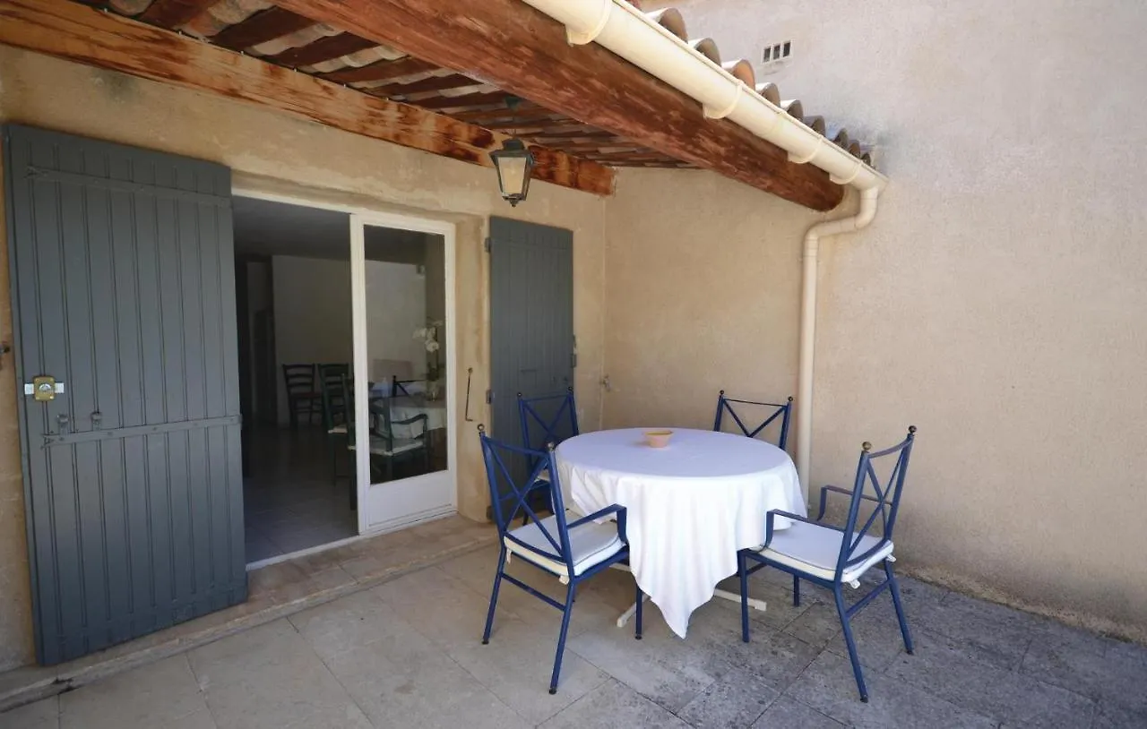 Holiday home Awesome Home In Joucas With Kitchen France